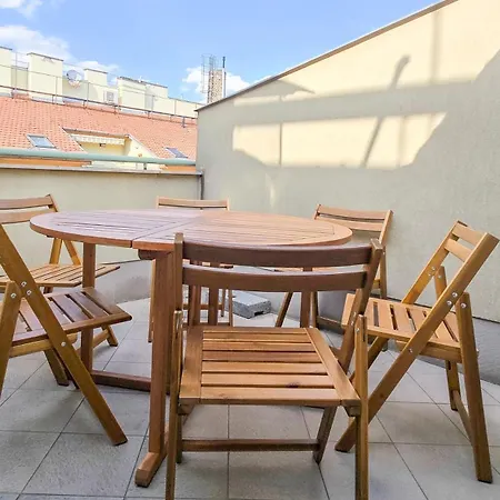 Rooftop Serenity Budapešť